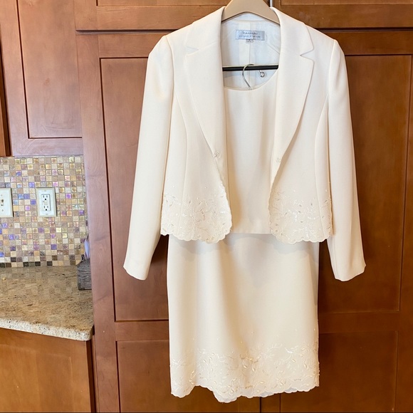 Tahari Dresses & Skirts - Tahari White Beaded Suit Skirt Set